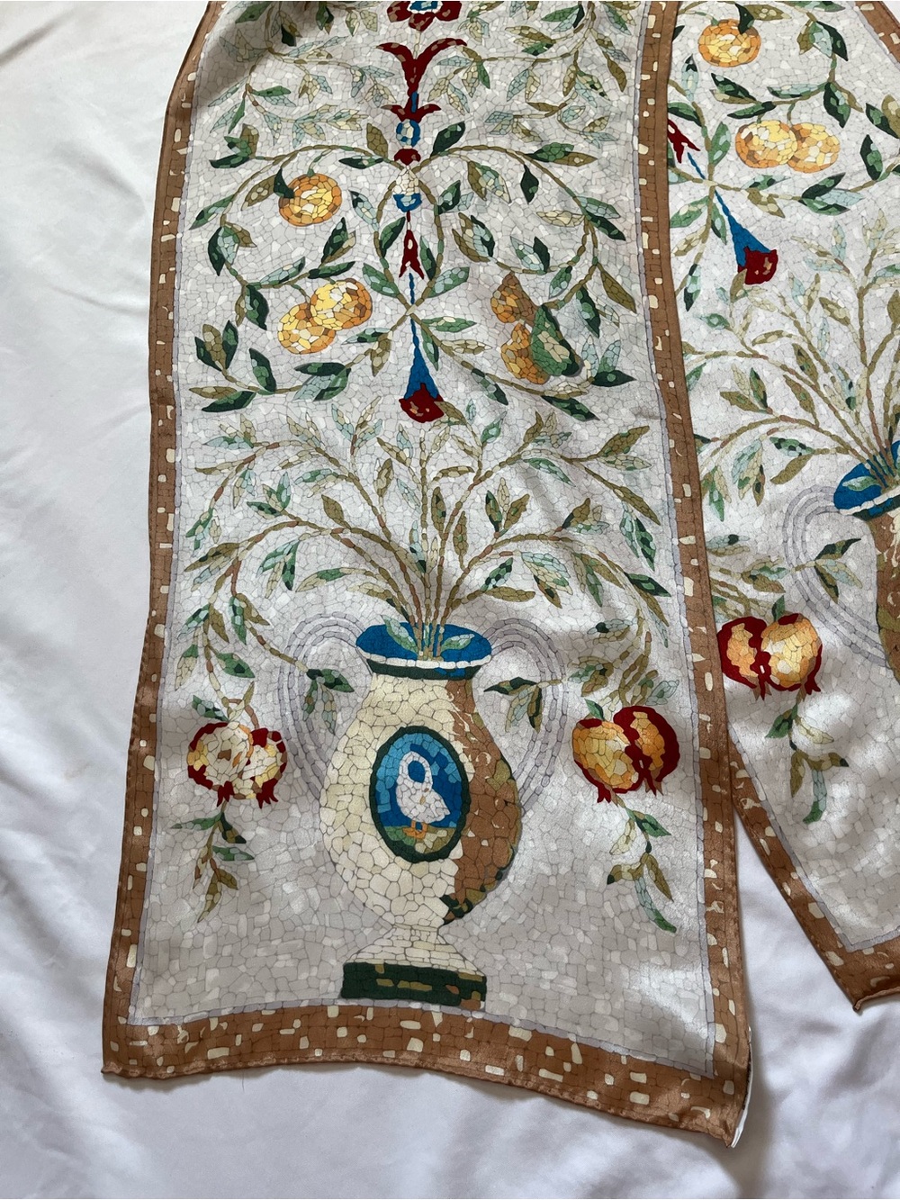 The Metropolitan Museum of Art Vatican Garden Mosaic Floral 100% Silk Scarf Japa